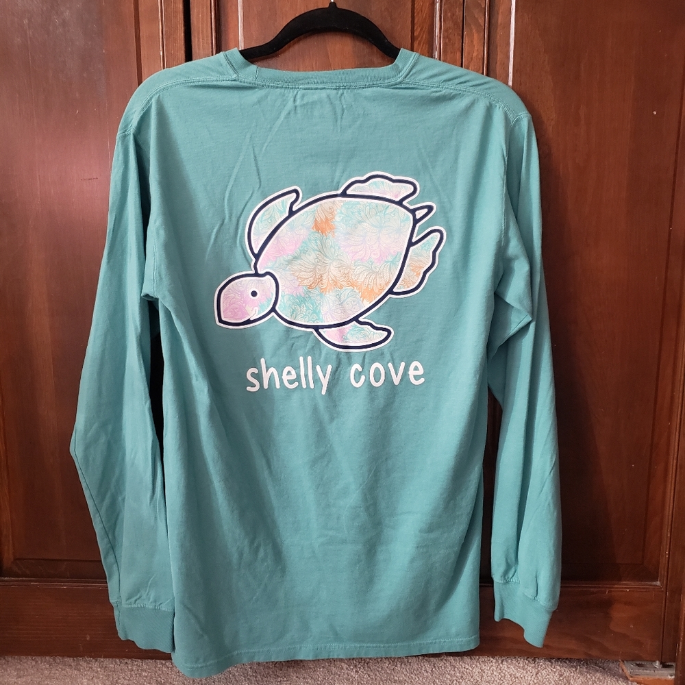 Shelly Cove Long Sleeve Tee size small